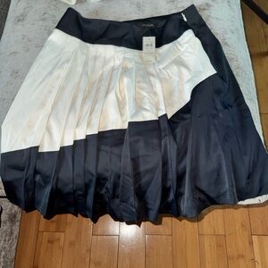 Ann Taylor Black and White A-Line Skirt